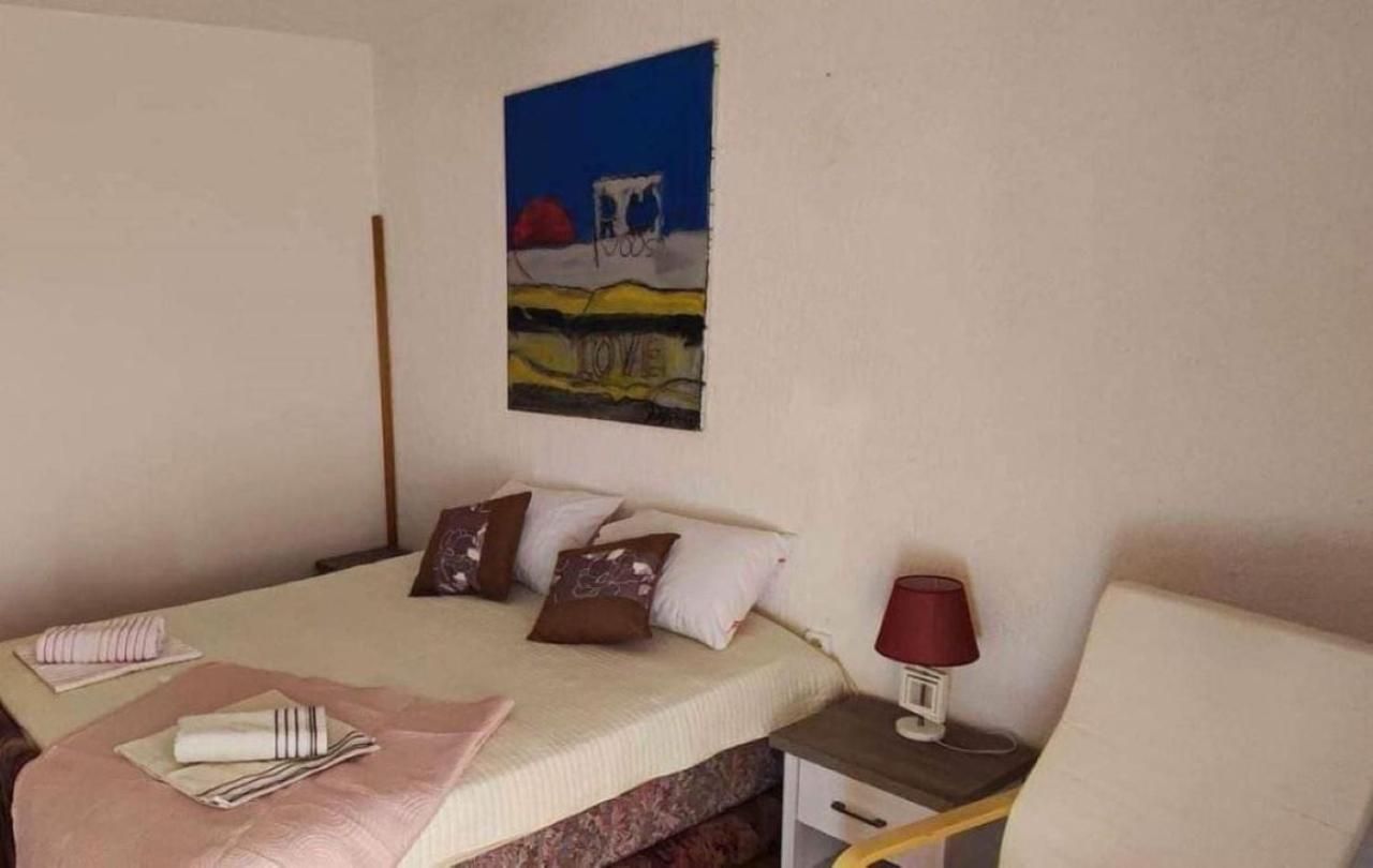 Apartments Berny Sveti Vid-Miholjice Екстер'єр фото