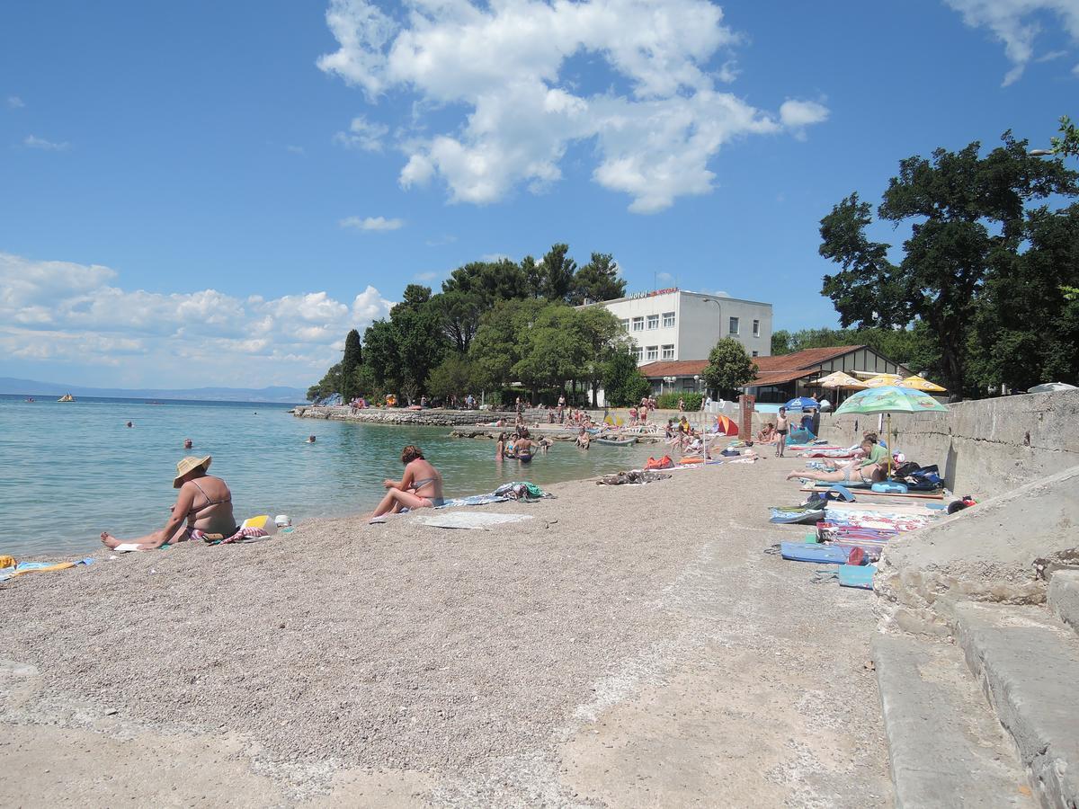 Apartments Berny Sveti Vid-Miholjice Екстер'єр фото
